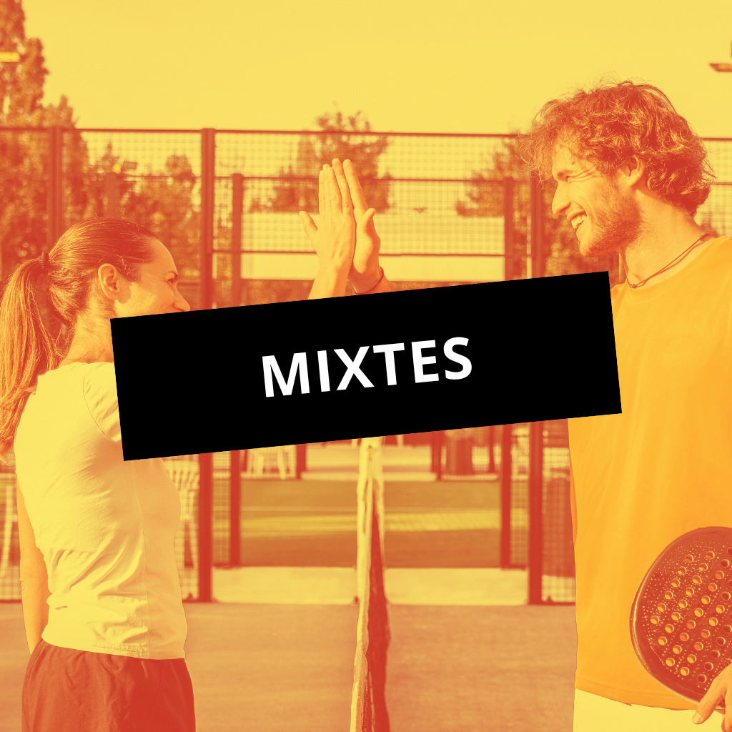 Un match de padel mixte avec joueurs et joueuses réunis sur le court à Rennes
